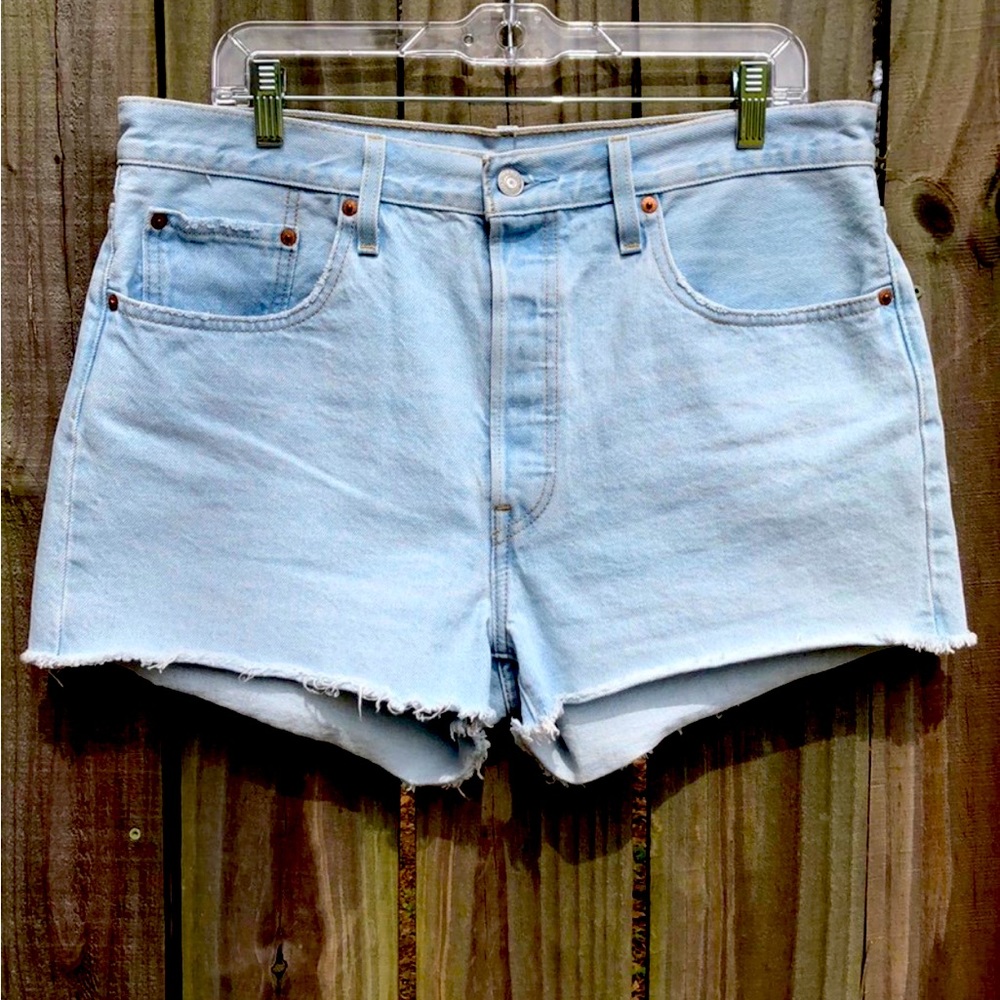 Levi’s 501 shorts